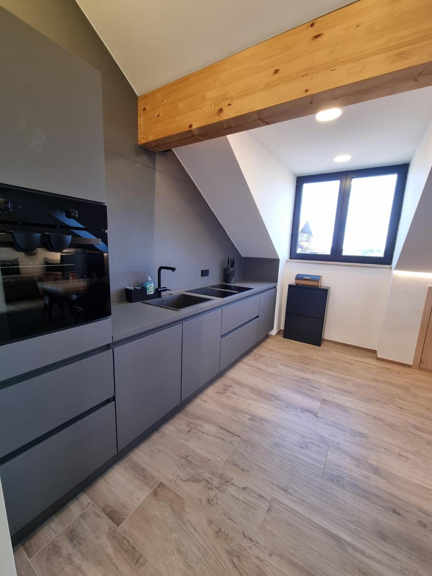 Bauer Apartment *